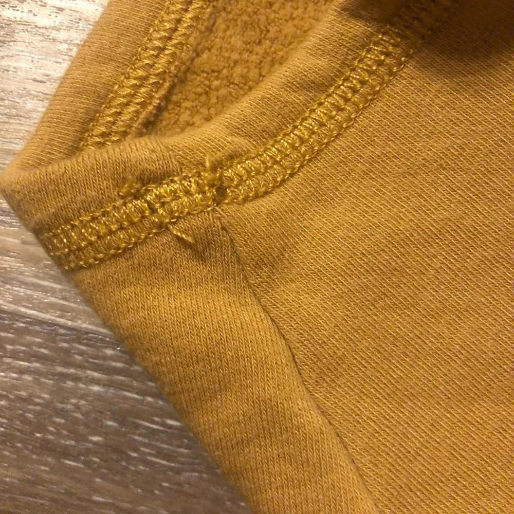 American Eagle Outfitters Mustard Cropped Sweatshirt - Picture 6 of 8